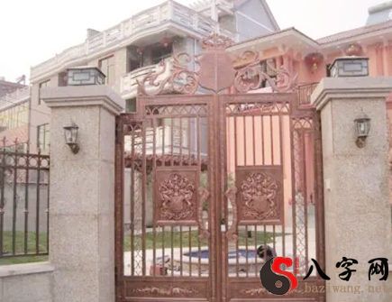 别墅大门的最佳朝向 别墅大门的最佳朝向