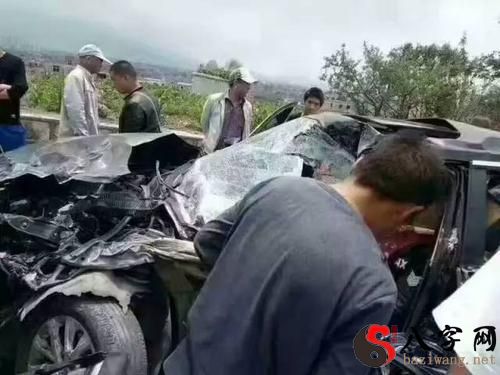 梦见爸妈出车祸