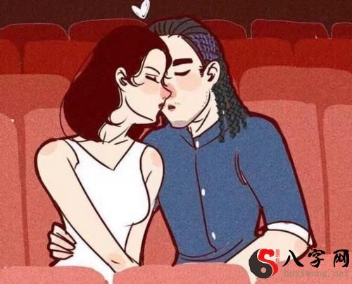 梦见跟喜欢的人亲热